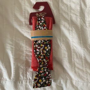 Penguin bow tie/pocket square set